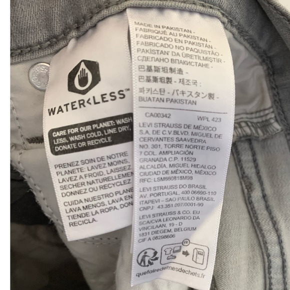 LEVI'S STRAUSS 311 Shaping Skinny Women's Jeans 3 311 - Picture 12 of 13